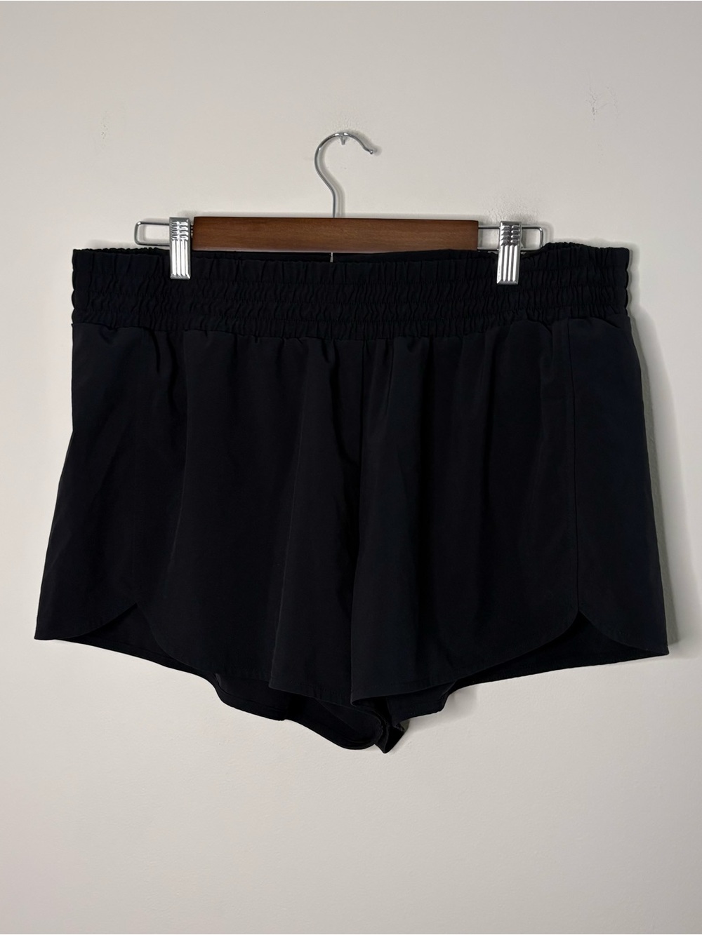 Zella Women’s XL Black Athletic Shorts Liner Gym Sporty Basic School